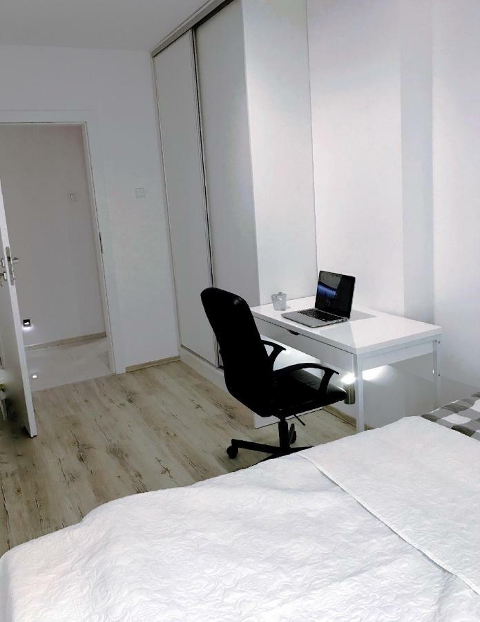 Icon Apartments Centrum 68 Wroclaw Ngoại thất bức ảnh